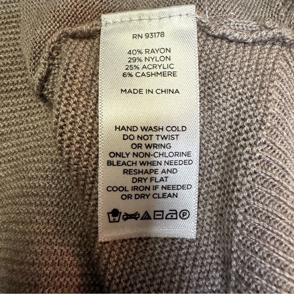Laurie Felt Gray Hooded Sweater Cashmere Blend Size XS Ribbed Cuffs and Hem NWOT - Picture 6 of 12